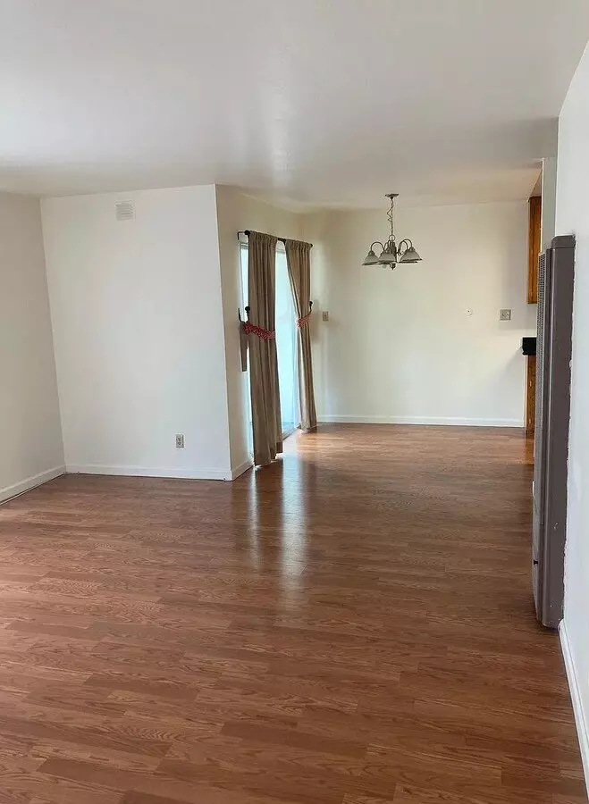 3877 Howe Street, Oakland, CA 94611 photo 3