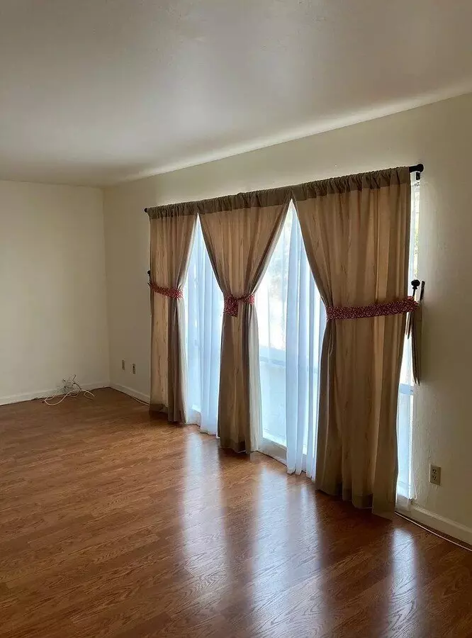 3877 Howe Street, Oakland, CA 94611 photo 4