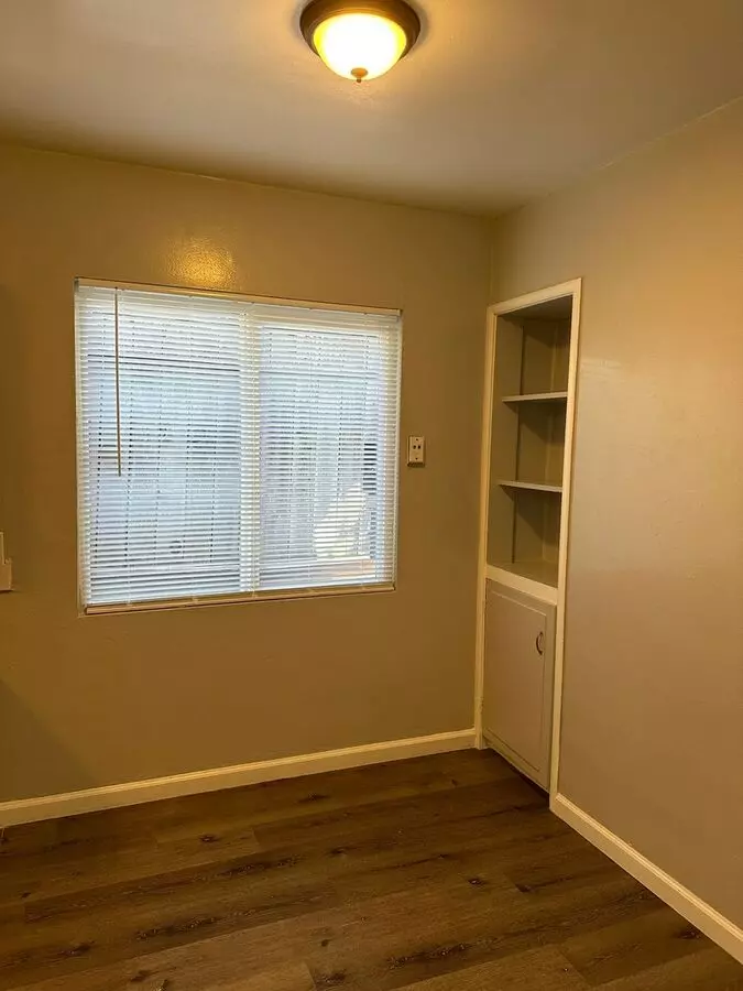 71 Pearl St Lease Only photo 3