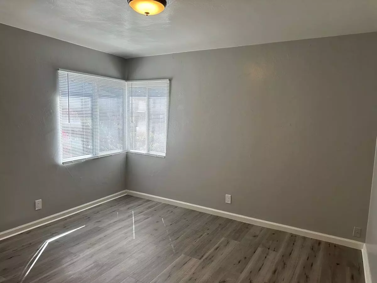 71 Pearl St Lease Only photo 5