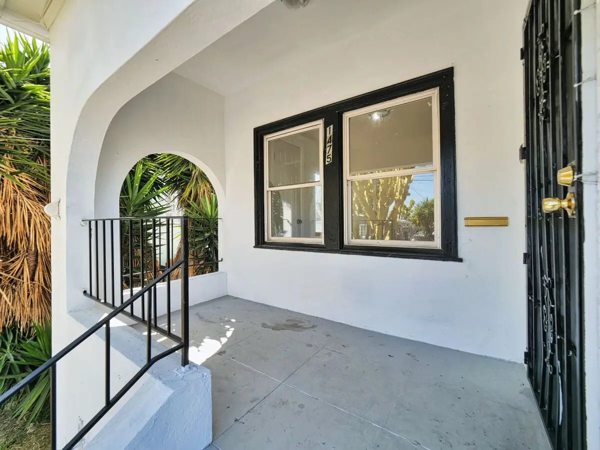 Charming 3 Bedroom 2 Bathroom Home Available