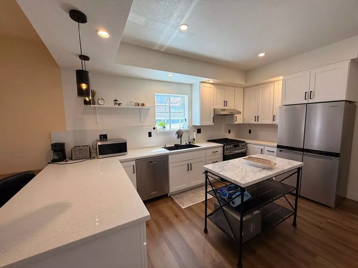 3625 Lyon Avenue, Oakland, CA 94601 photo 2
