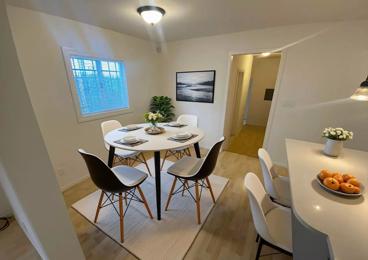 Charming Oakland Home In Desirable Neighborhood photo 4