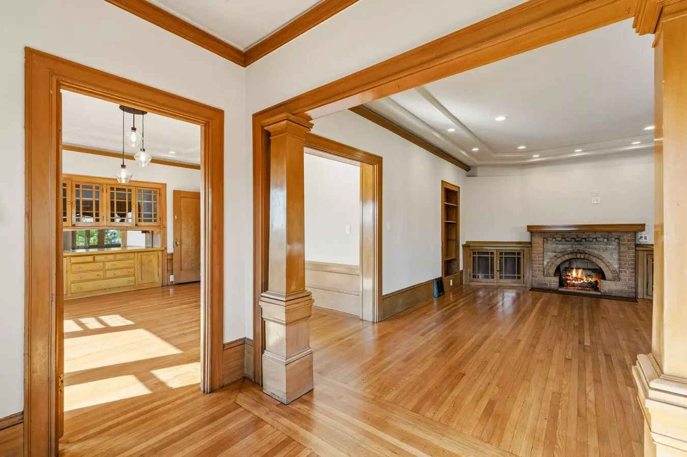 Classic 3Bed Home Near Lake Merritt With Fresh Updates photo 4