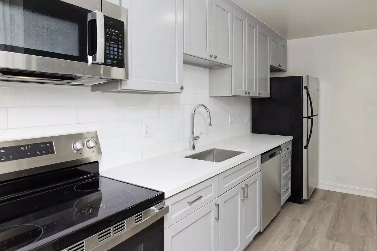 425 Orange Street #311 photo 5