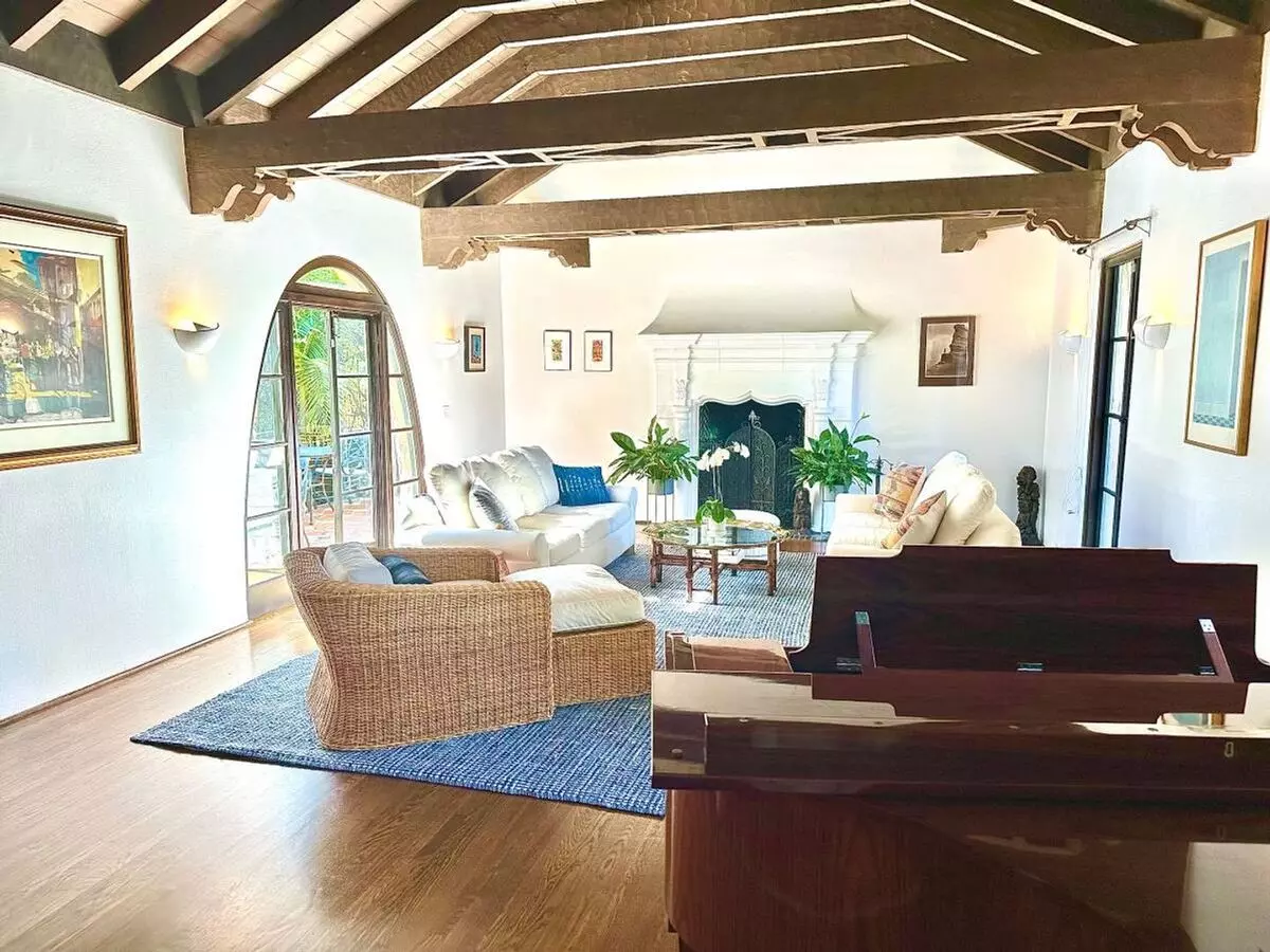 Custom Designer Mediterranean Style Rental For World Cup photo 5