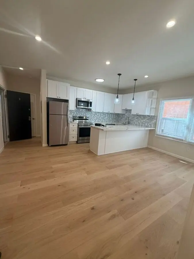 Open House: Sunday (8/3) 1:45pm-2:15pm. Elegant, Contemporary 2br/1ba Apartment In Oakland's Ivy Hill Neighborhood (2440 8th Ave #17) photo 3