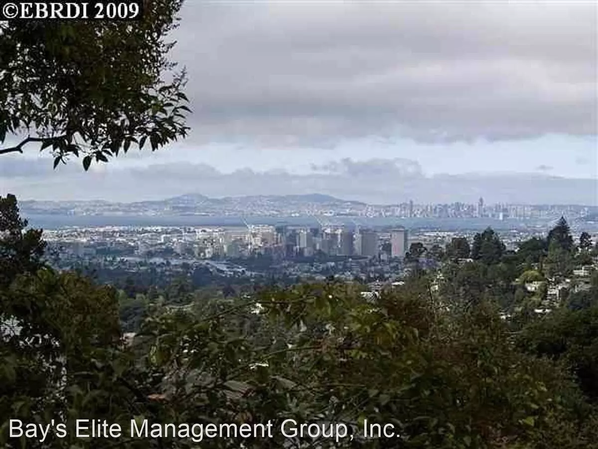 5753 Chelton Drive, Oakland, CA 94611 photo 4
