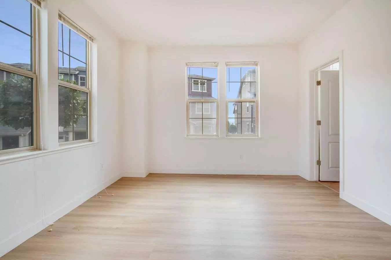 Great Oakland Hills Townhome With Amenities photo 3