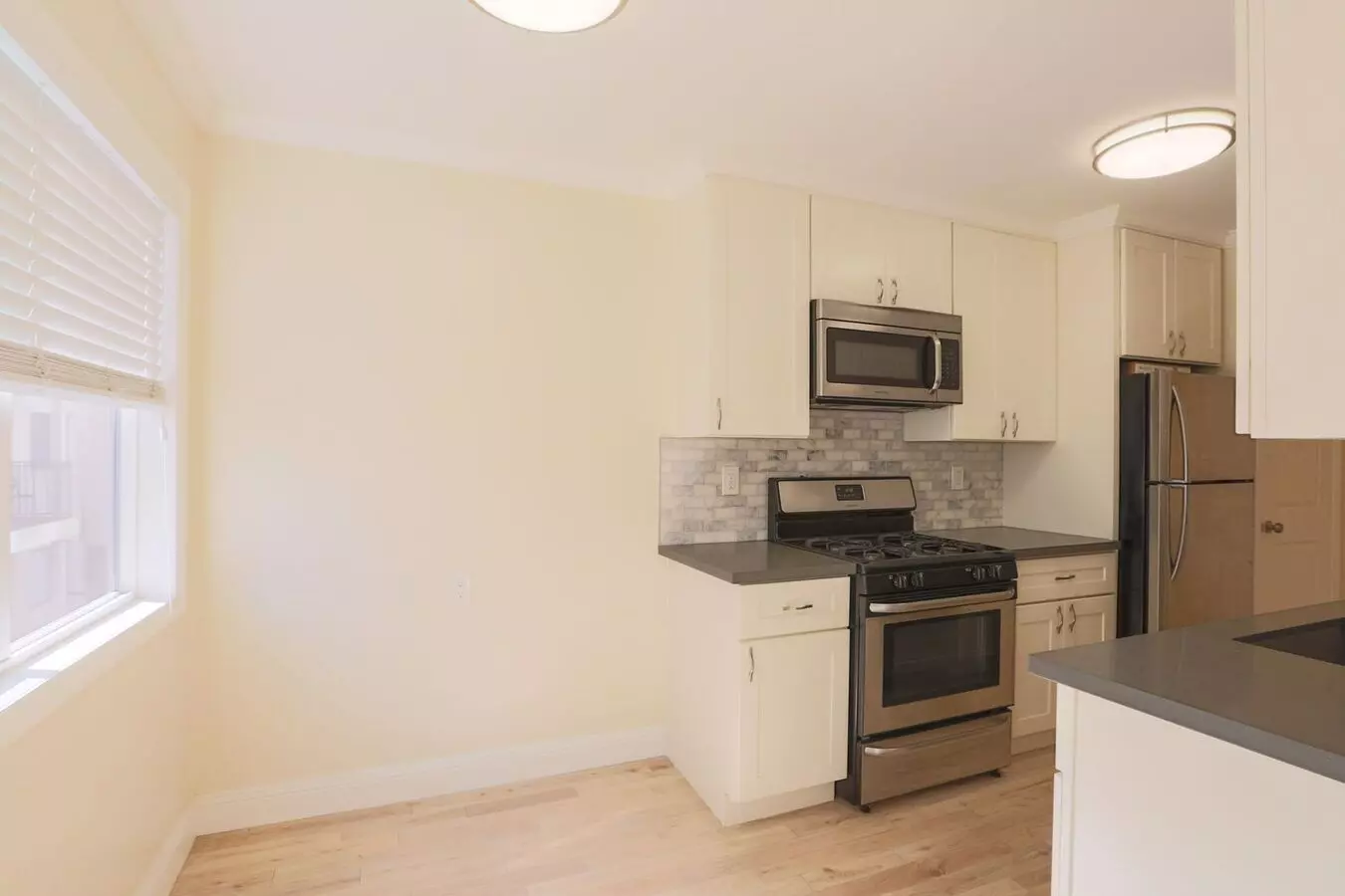 Open House: Sunday (6/14) 12:45pm-1:15pm Large 1br/1ba On A Quiet Tree-lined Street In Oakland With Remodeled Kitchen, H/w Floors, Spacious Closet (400 Orange Street #205) photo 4
