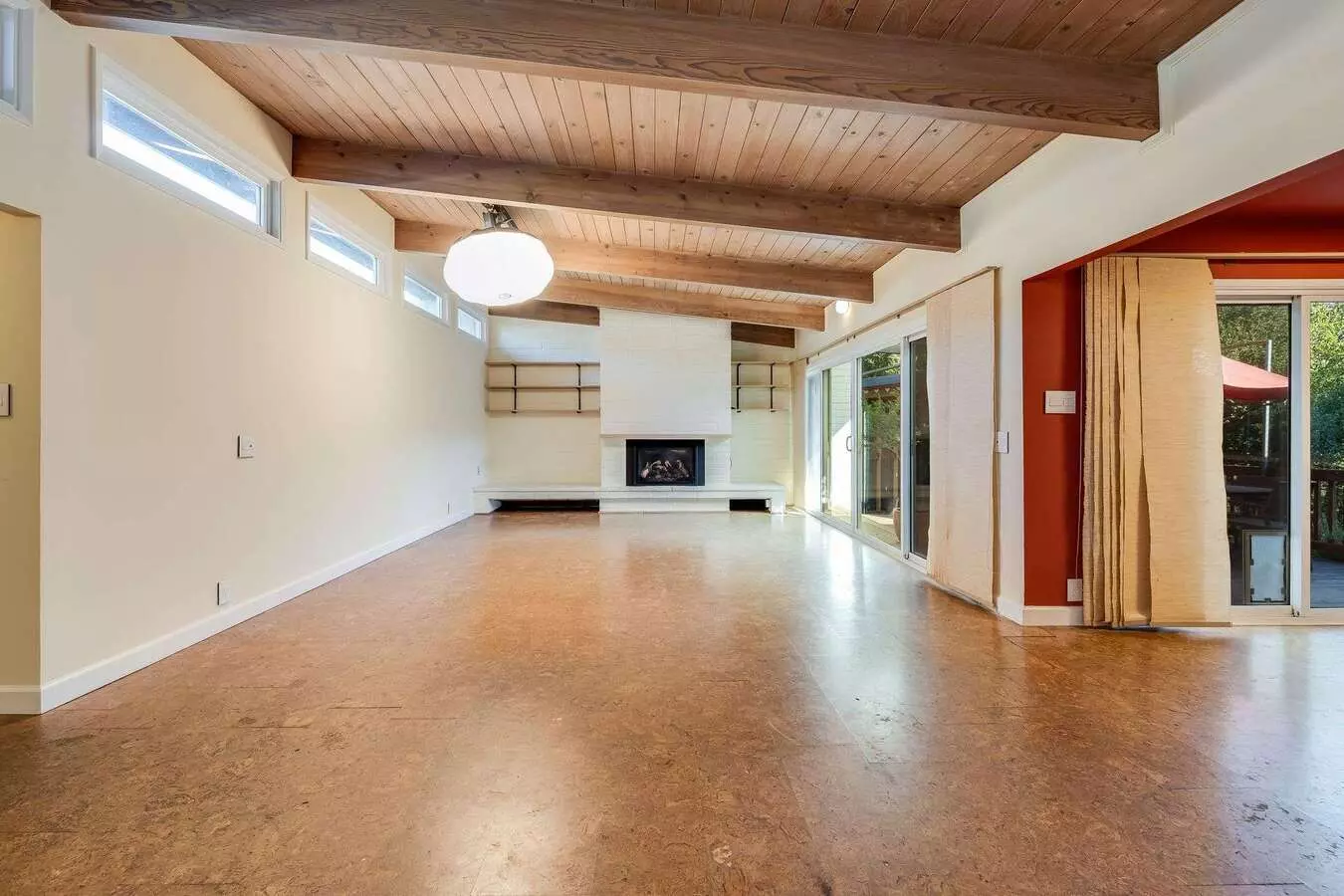 Mid-century Modern Retreat photo 5