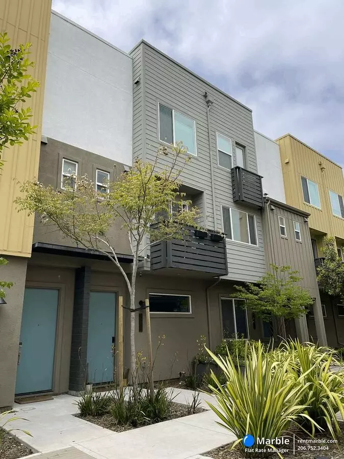 160 Uptown Circle, Oakland, CA 94607 photo 2