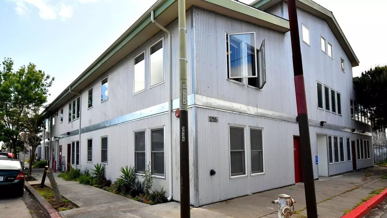 1255 26th Street, Oakland, CA 94607 photo 2