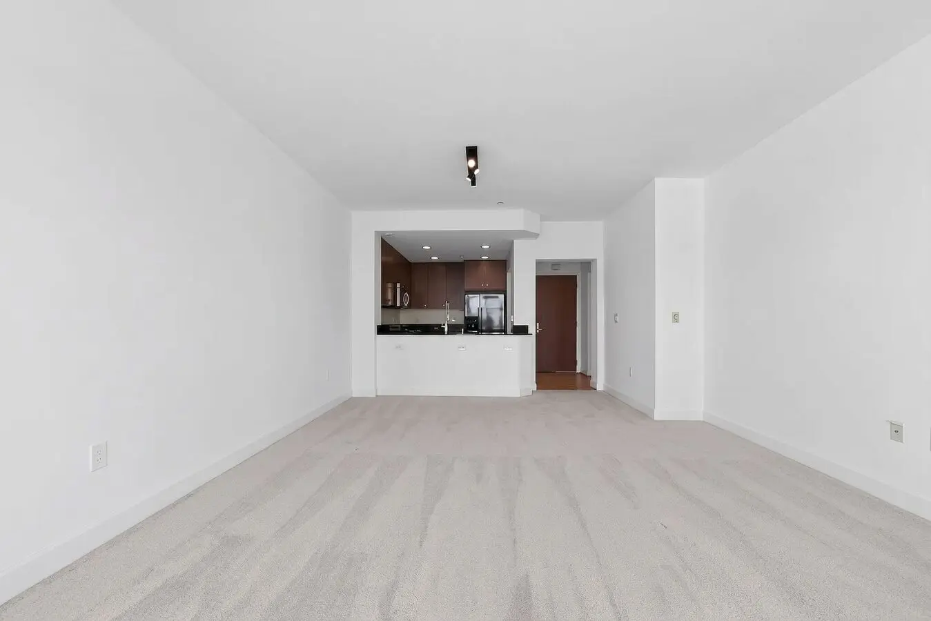 585 9th St Oakland, CA 94607 photo 5