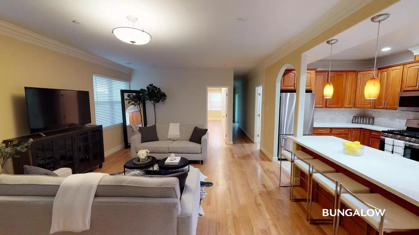 1621 10th Avenue, Oakland, CA 94606 photo 2