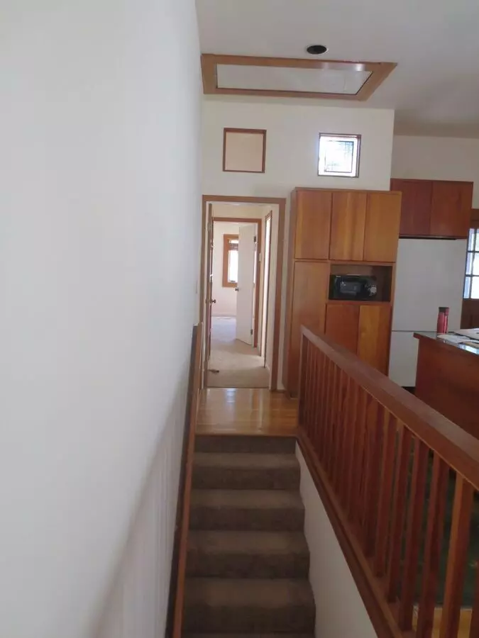 5263 Locksley Avenue, Oakland, CA 94618 photo 5
