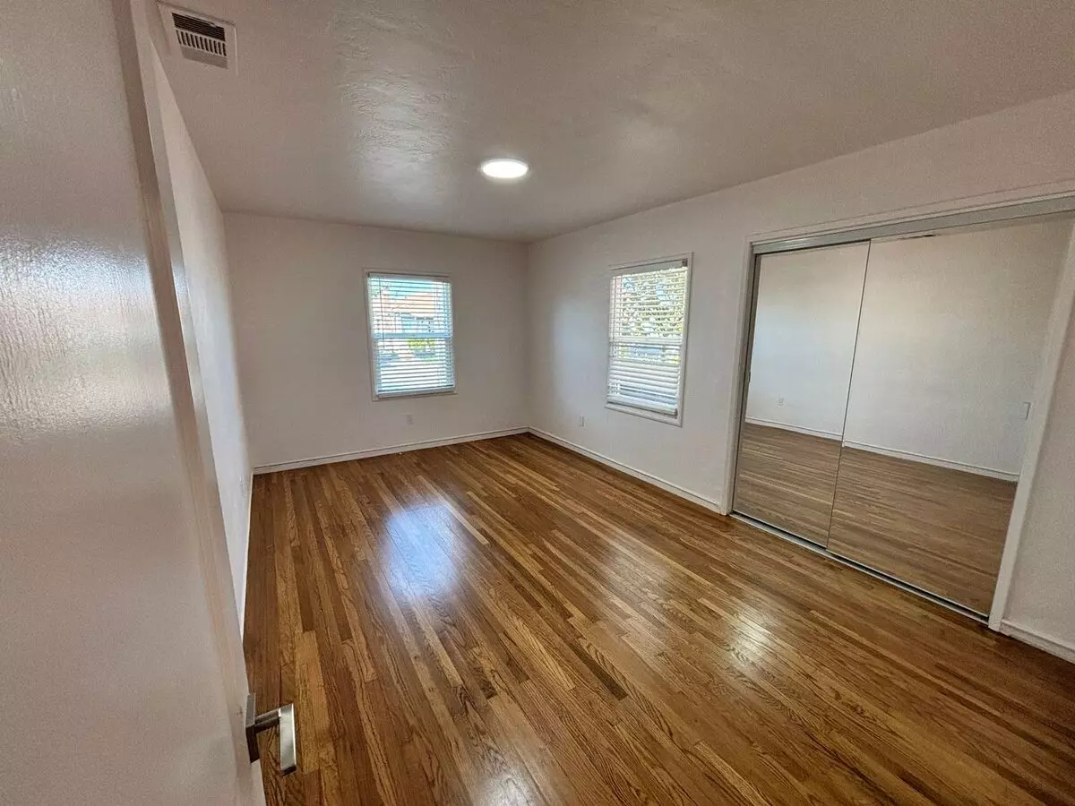 Spacious 3br, 2Bath House Oakland | $3500 | Newly Remodeled | Se Habla Español photo 5