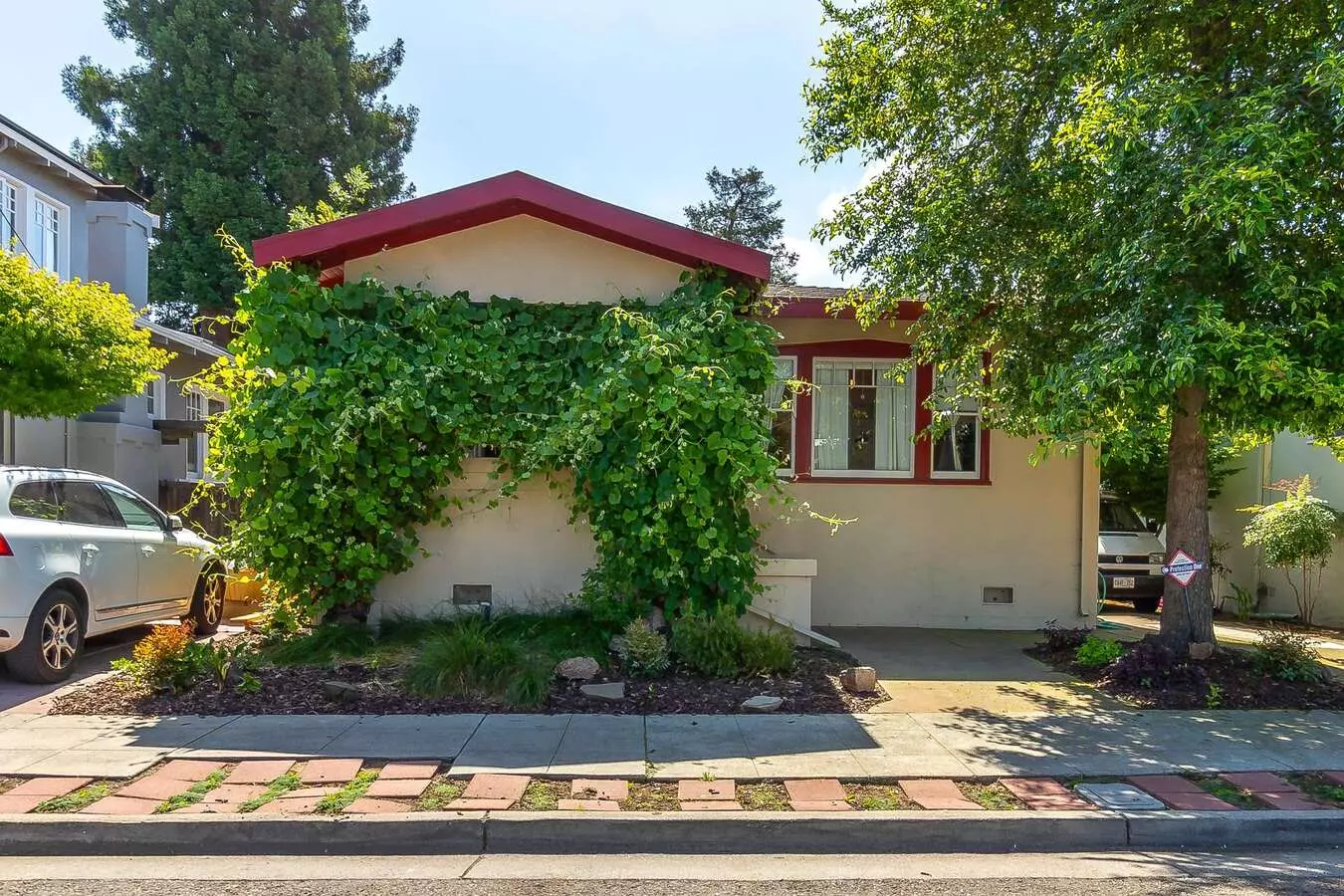 4700 Manila Avenue, Oakland, CA 94609 photo 4