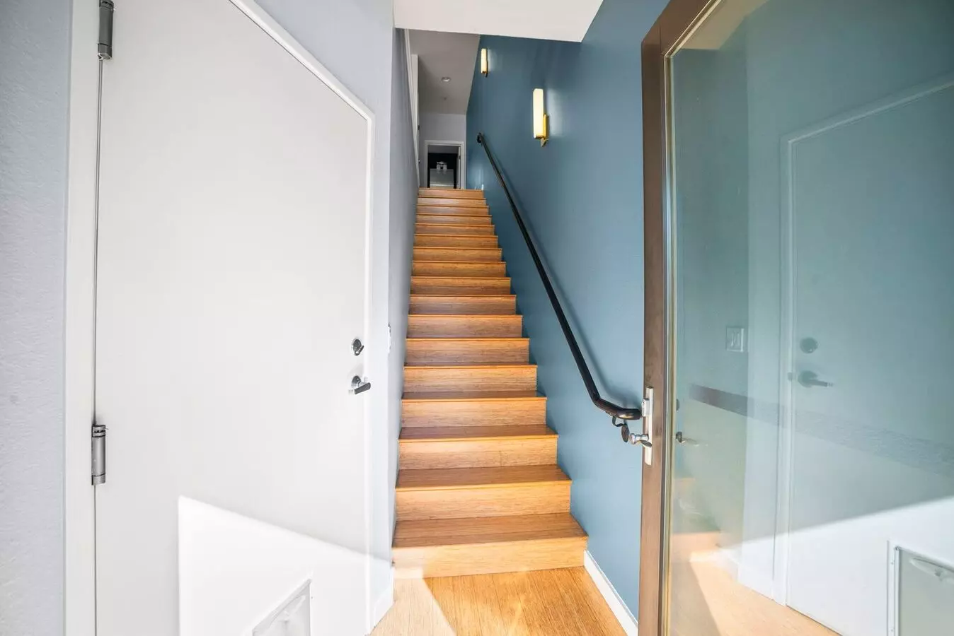 Townhome With Ev Ready Garage! photo 4