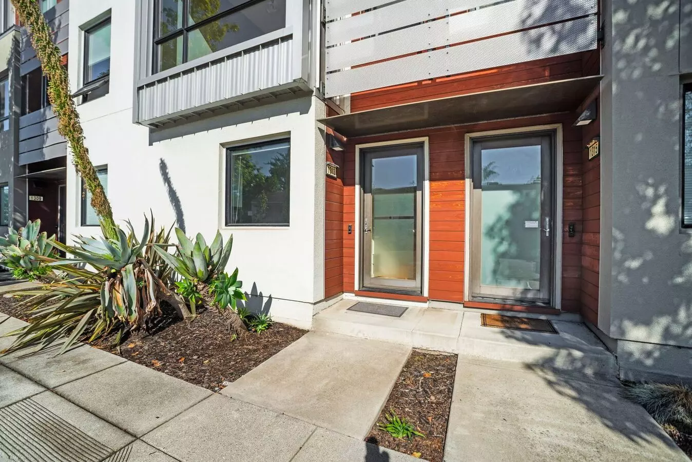 Townhome With Ev Ready Garage! photo 2