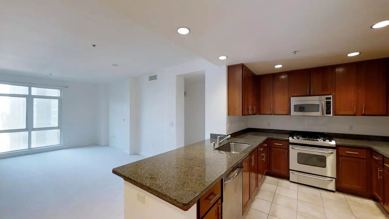 8 Orchids Condominium photo 3