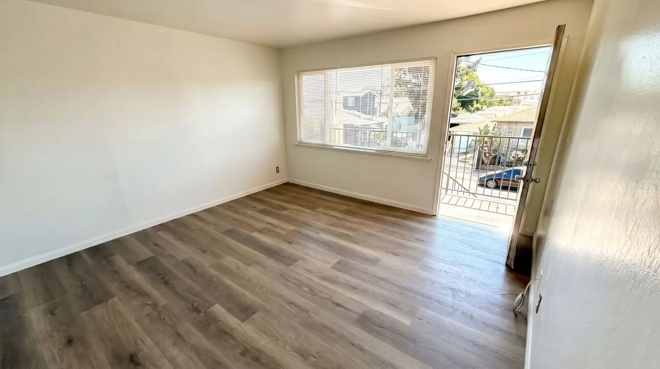 10100 Walnut St Oakland, CA 94603 photo 3
