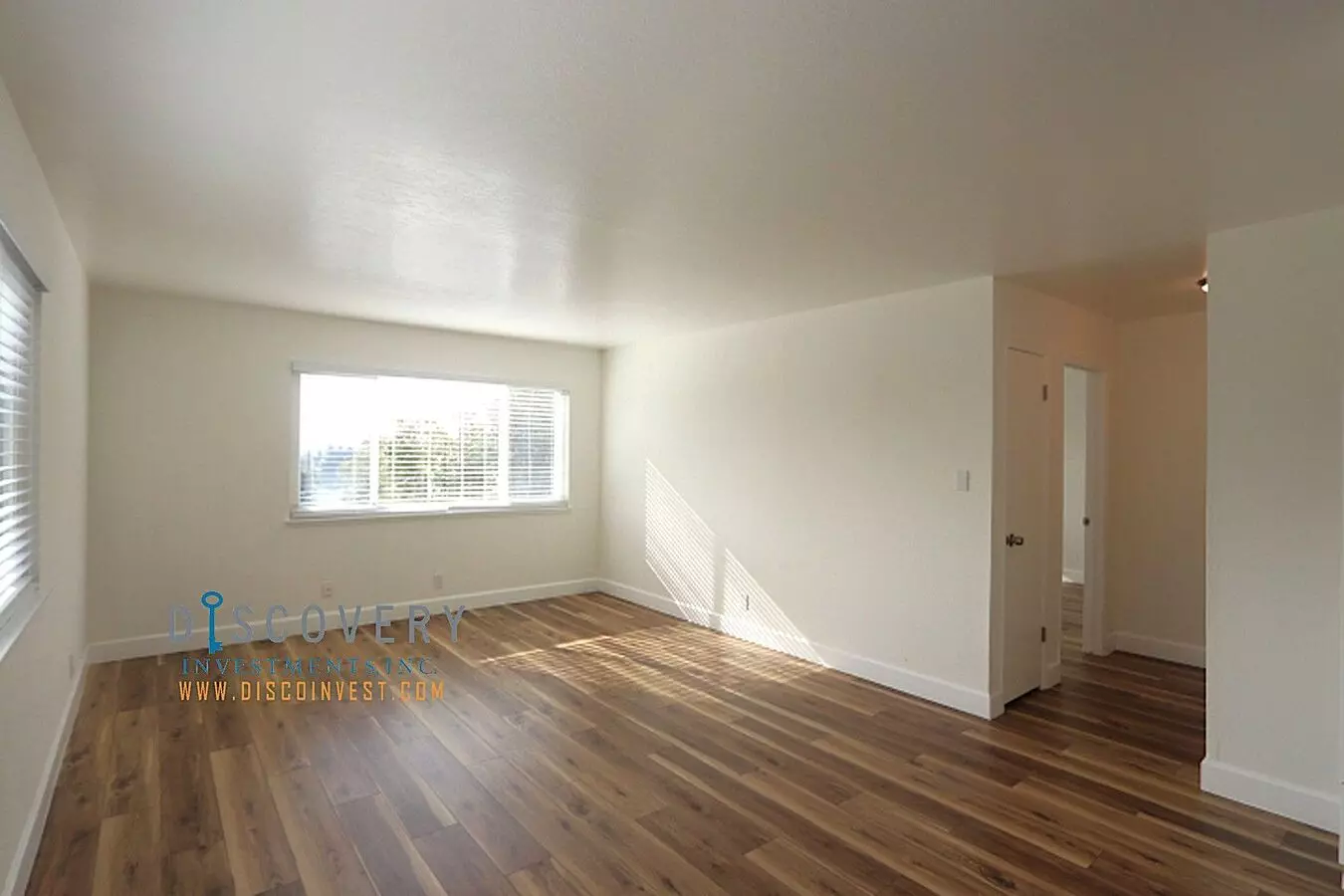 Wellington St. 1130 (Lease Only) photo 3