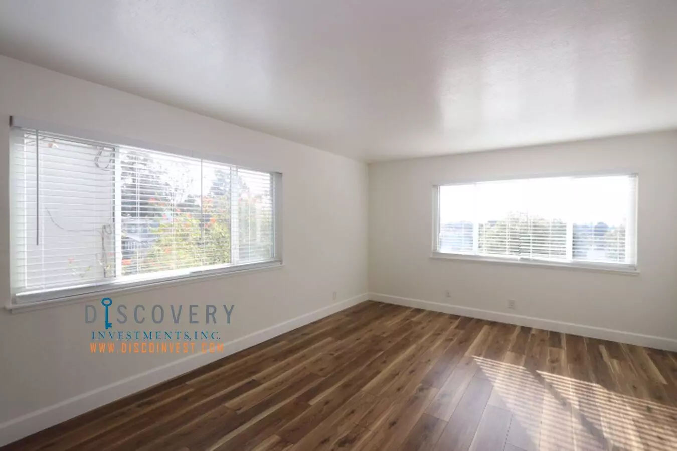 Wellington St. 1130 (Lease Only) photo 5