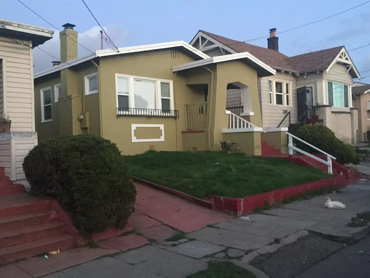 Apartments on Trask St · Oakland photo 3