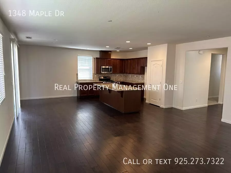 1348 Maple Drive, Oakley, CA 94561 photo 4