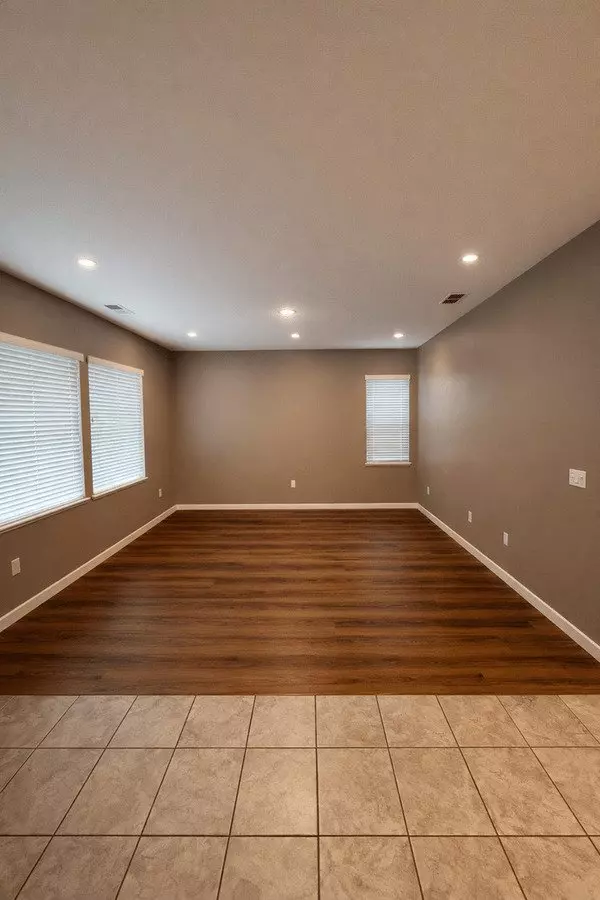 318 Bluestone Drive, Oakley, CA 94561 photo 2