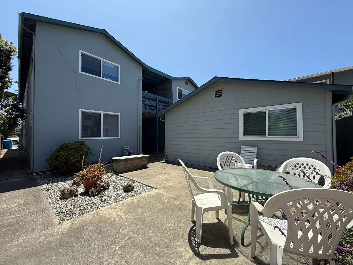 107 Clarendon Rd. photo 2