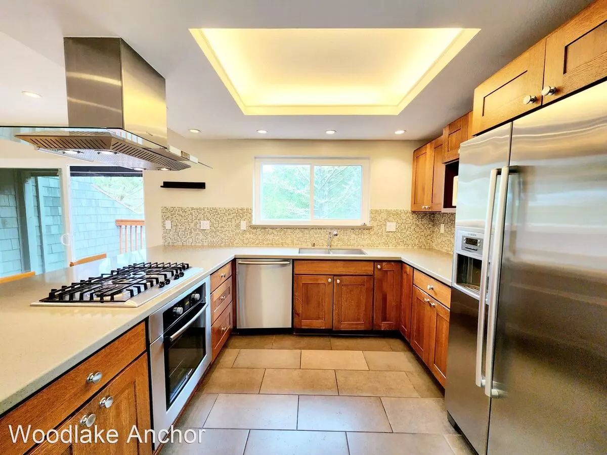 621 Sharp Park Road, Pacifica, CA 94044 photo 3