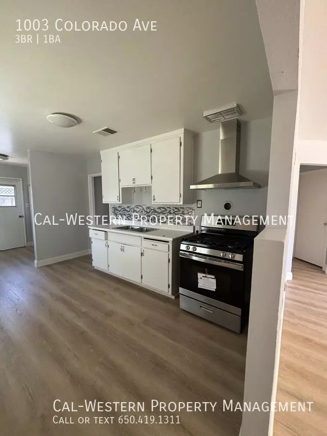 PET FRIENDLY 3 BED/1 BATH in Palo Alto Available Now photo 3
