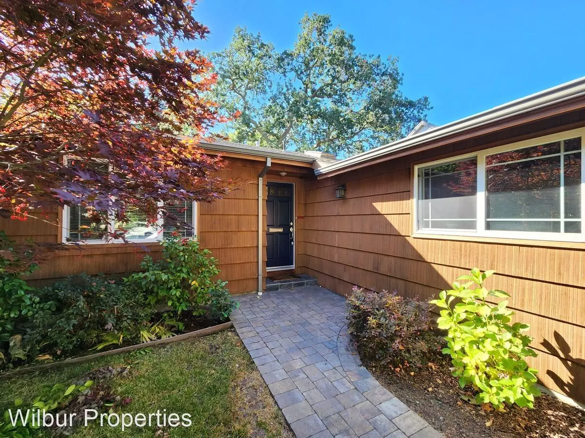 120 Lowell Avenue, Palo Alto, CA 94301 photo 3