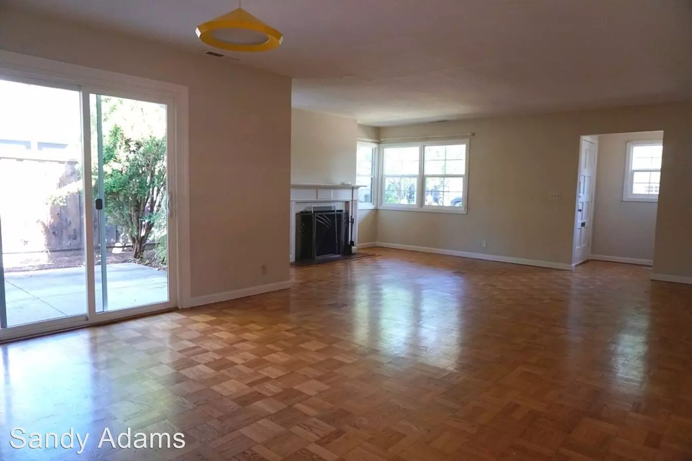 2884 South Court, Palo Alto, CA 94306 photo 4