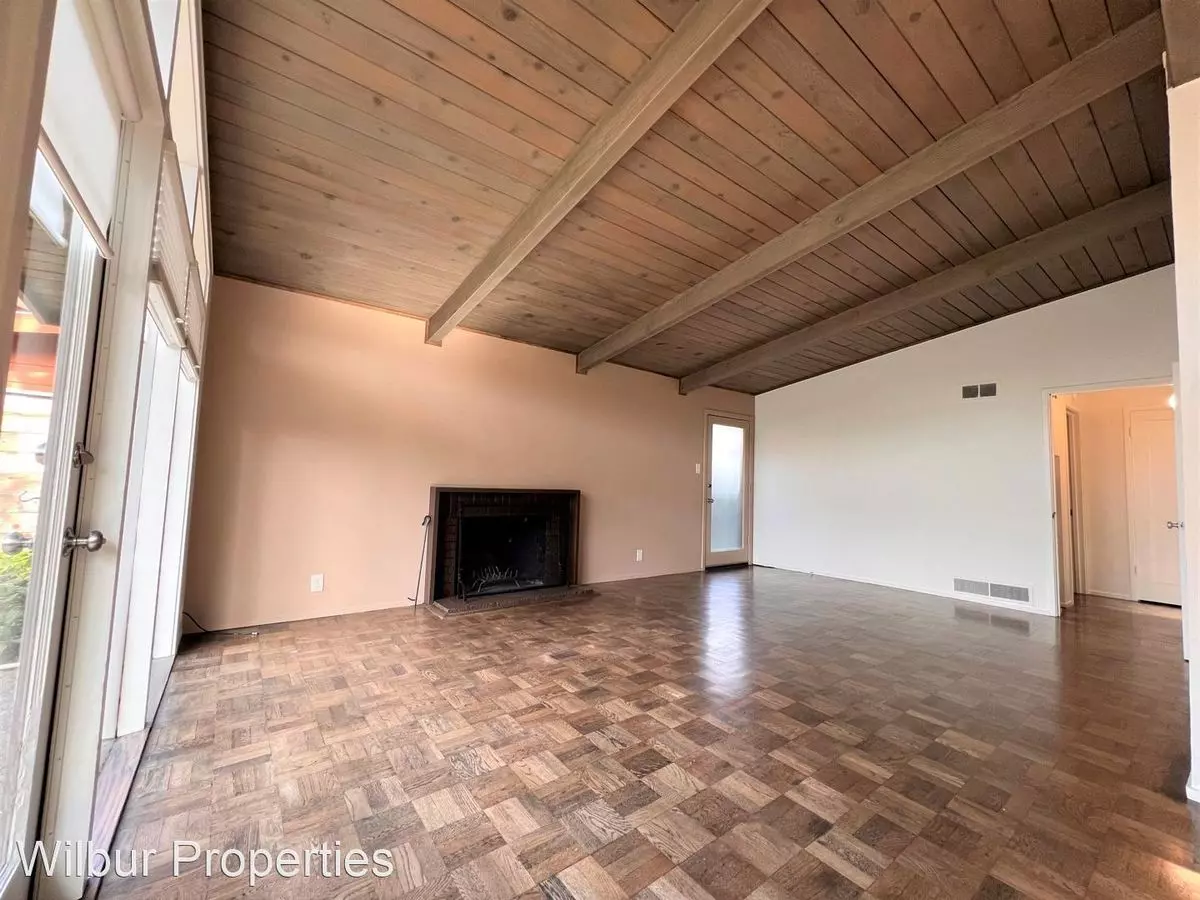 3158 Emerson Street, Palo Alto, CA 94306 photo 4