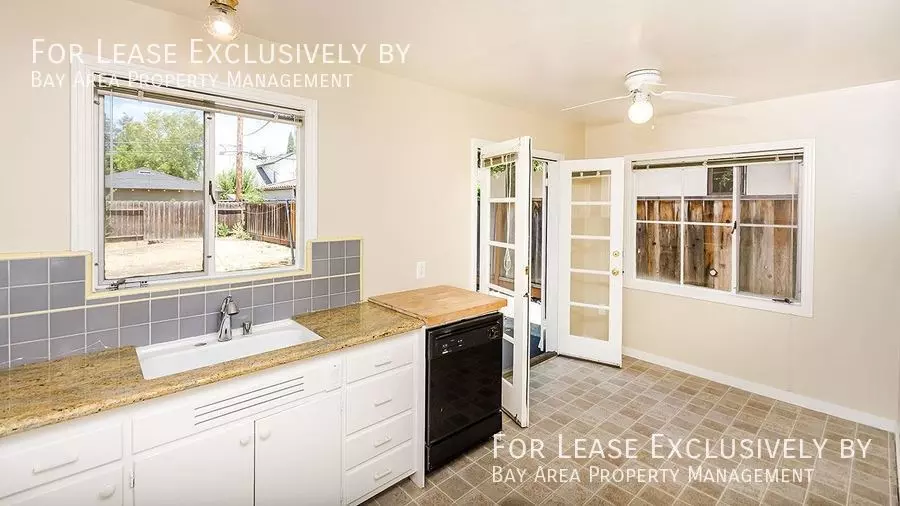 3285 South Court, Palo Alto, CA 94306 photo 5