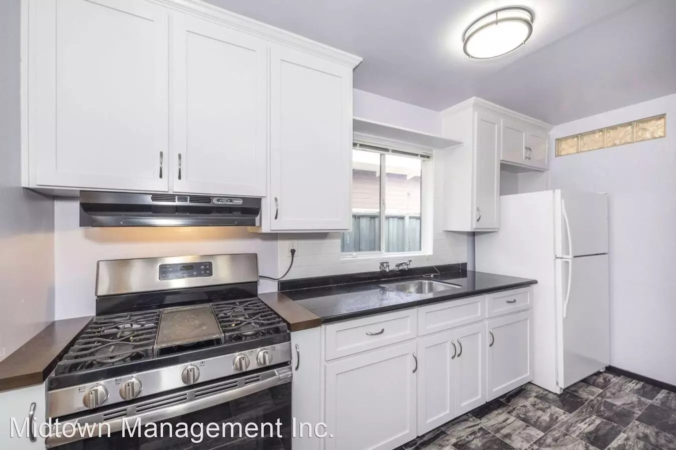 3415 Waverley St photo 3