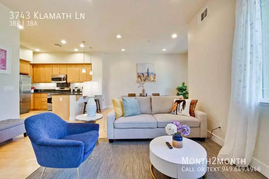 3743 Klamath Lane, Palo Alto, CA 94303 photo 2