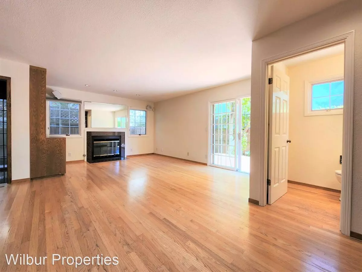 420 Everett Avenue, Palo Alto, CA 94301 photo 3