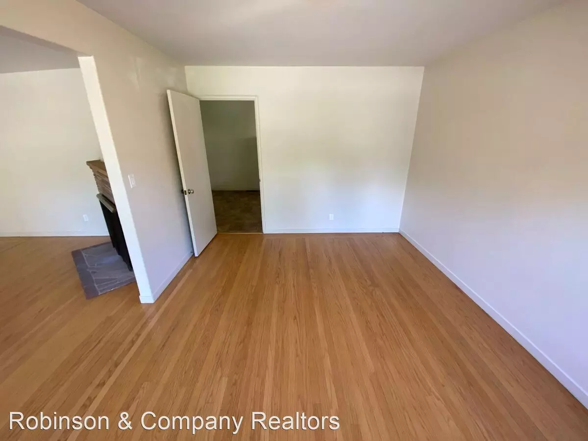 836 Warren Way, Palo Alto, CA 94303 photo 4