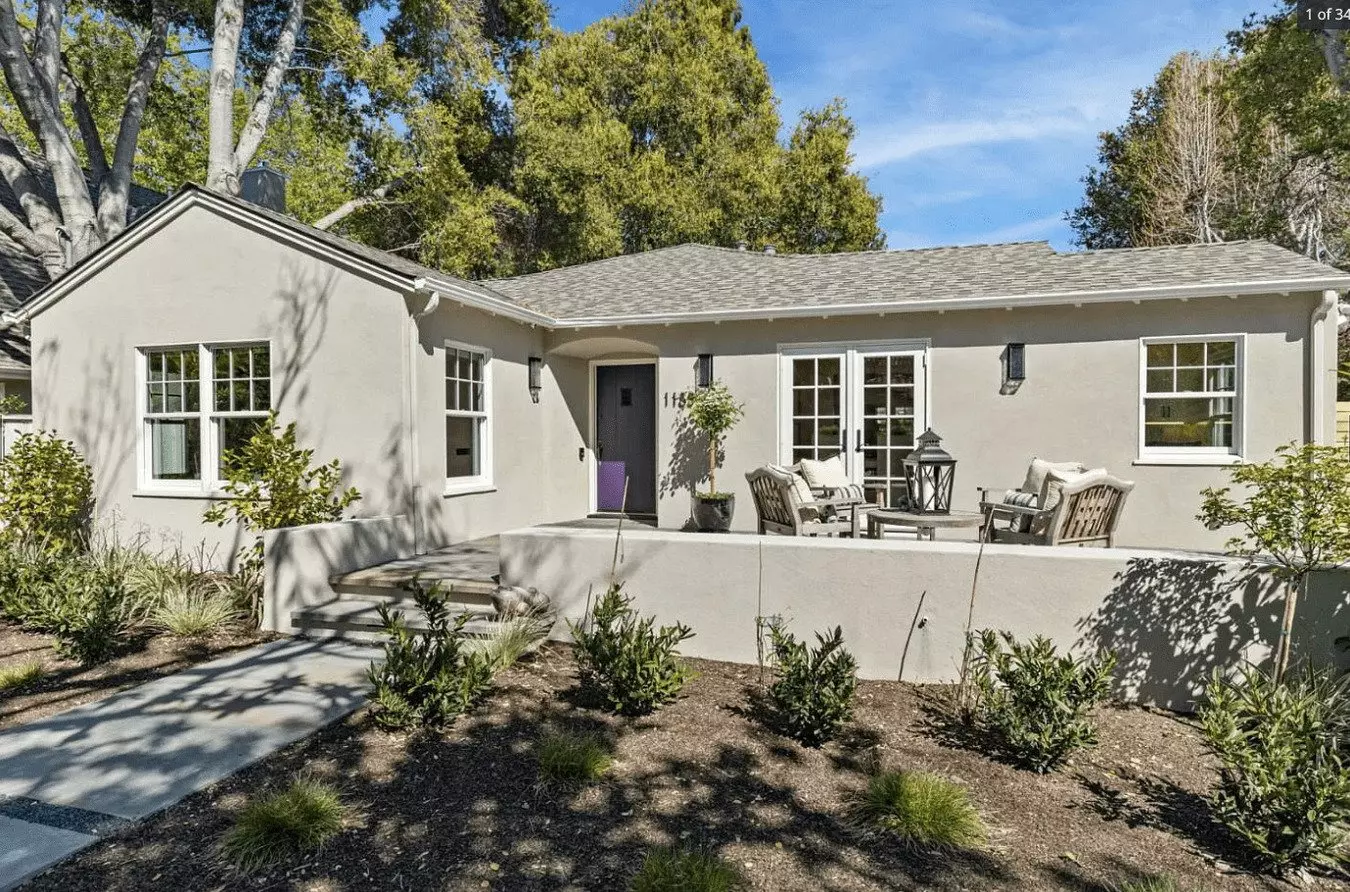 Gorgeous 3 Bedroom Home With Adu In Crescent Park photo 3