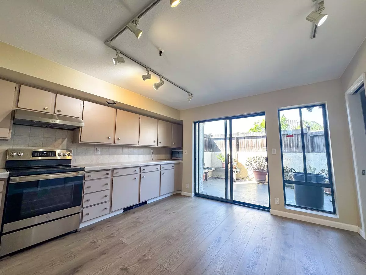 685 High Street, Palo Alto, CA 94301 photo 5