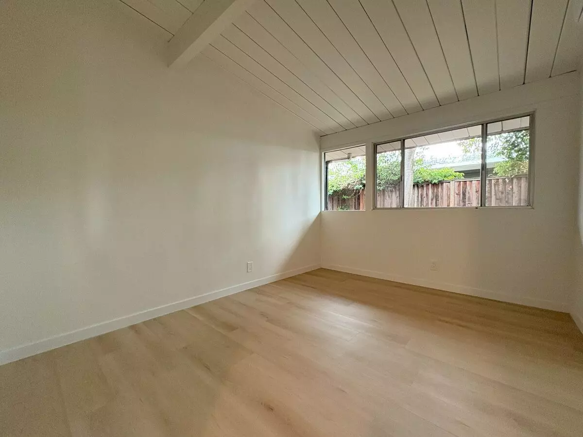 331 Carolina Lane, Palo Alto, CA 94306 photo 5