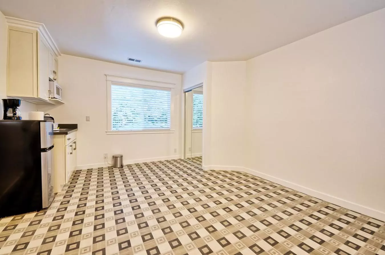 450 West Charleston Road, Palo Alto, CA 94306 photo 5