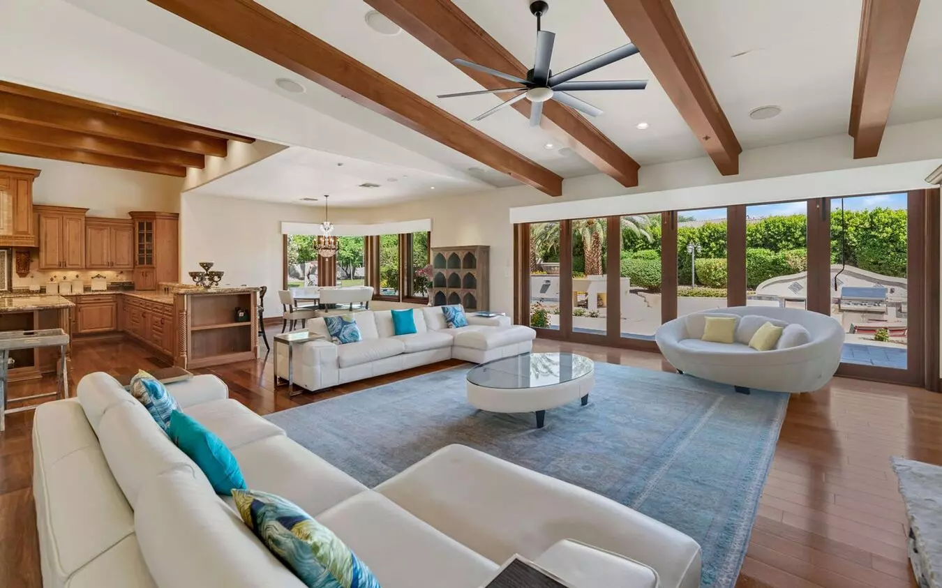 Rates Vary: $19,995 - $39,995 photo 4