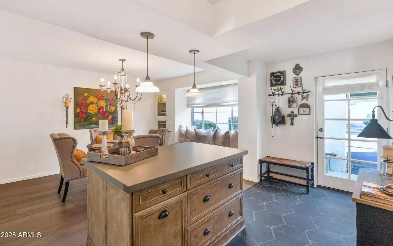 Rates Vary: $3,995 - $5,495 photo 5