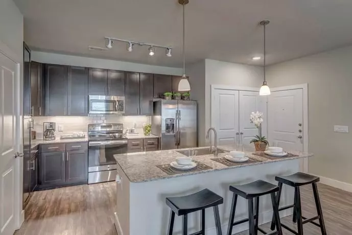 3151 Southfork Parkway, Manvel, TX 77578 photo 5