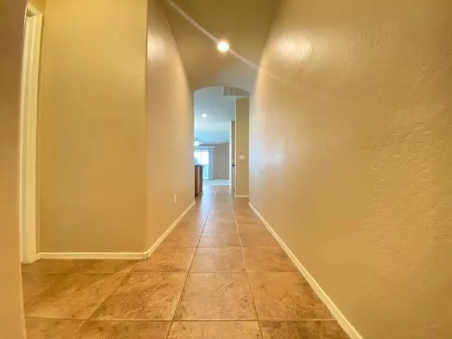 30204 N 73rd Ave Peoria, AZ 85383 photo 2